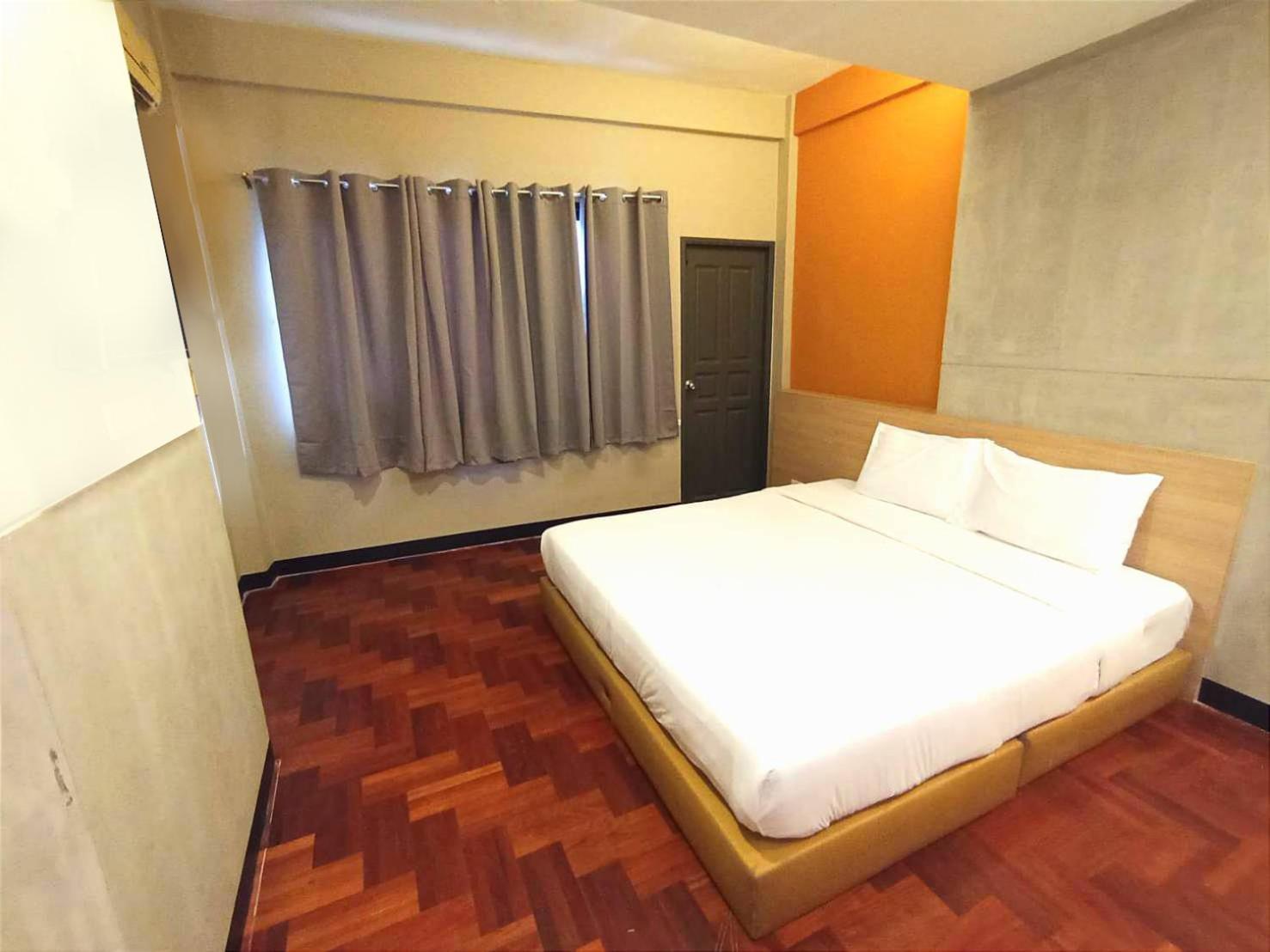 Go Inn Silom - Bts Saint Louis 曼谷 外观 照片